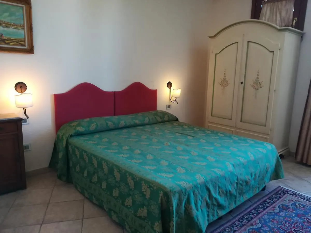 Villa Loreto Alghero 0*,  Włochy